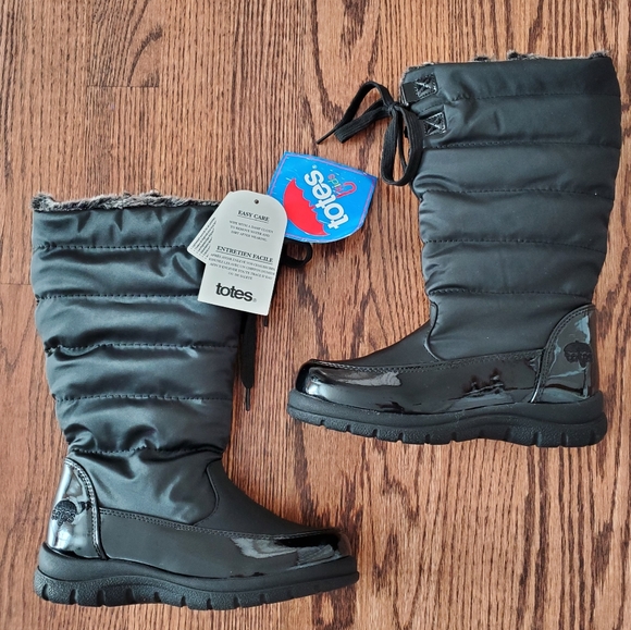 boombox sneaker boot